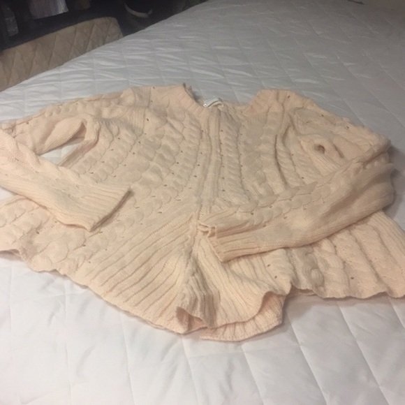 Sweaters - Sweater Sweaters - Sweater
